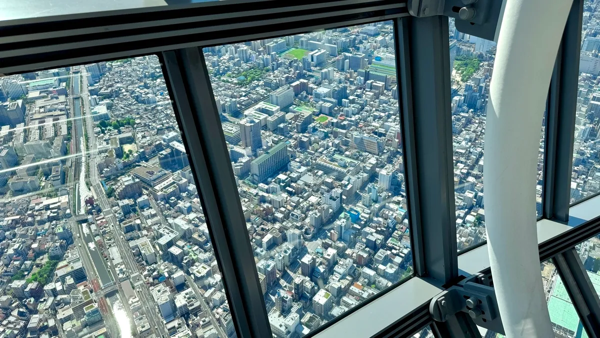 Miniature-like cityscape